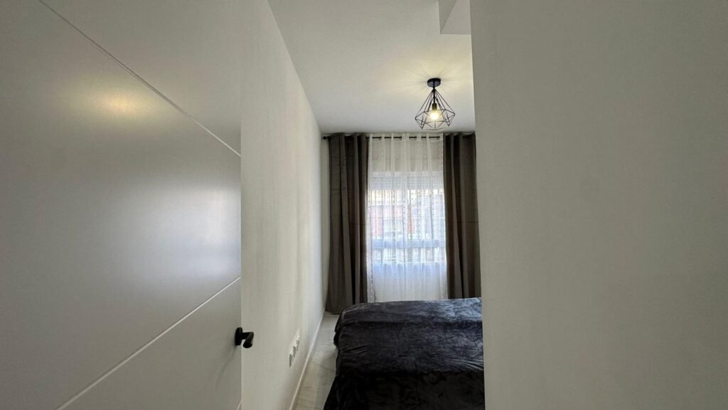 Asunto Espanjasta, Avanec Homes