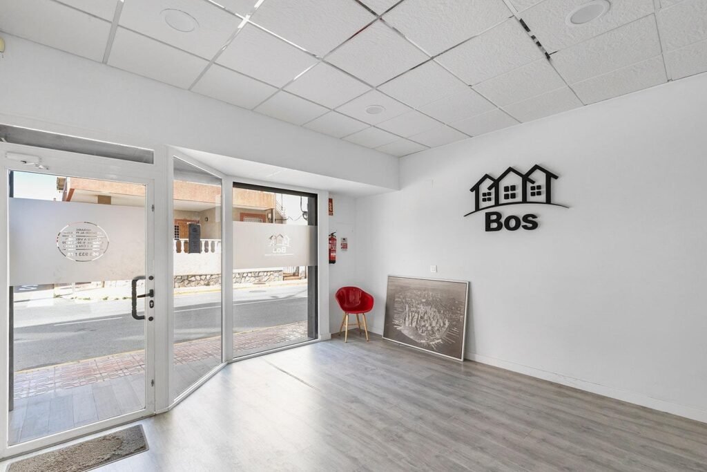 Commercial Unit – Torrevieja – 127260 EUR
