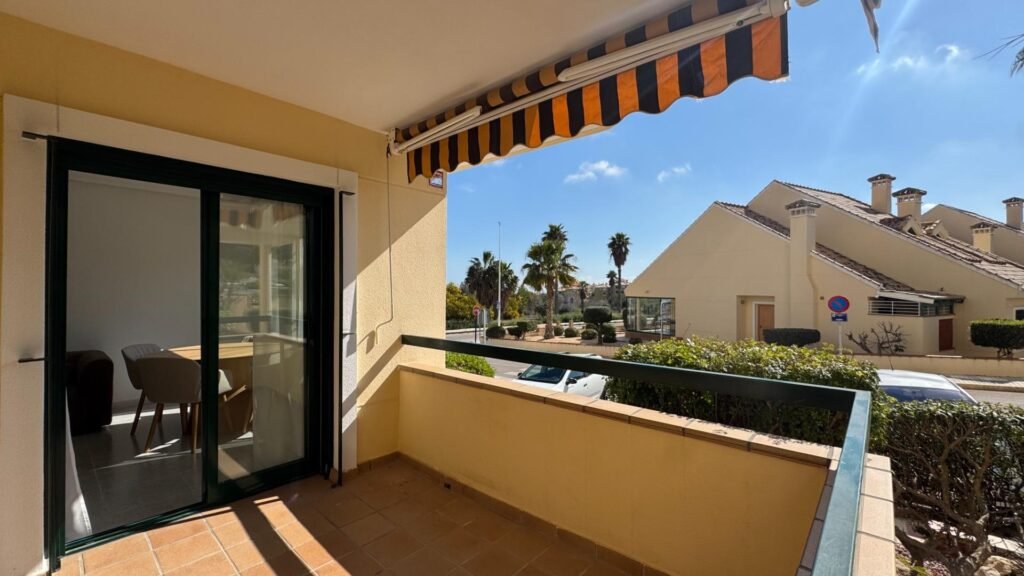 Renovated and Bright Apartment in Lomas de Campoamor – Residencial Naranjos