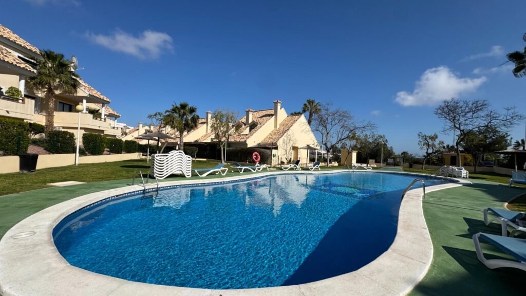 Renovated and Bright Apartment in Lomas de Campoamor – Residencial Naranjos
