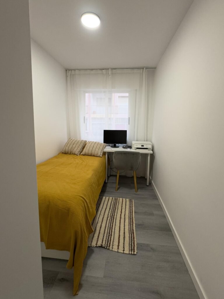 PISO REFORMADO A 300 METROS DE LA PLAYA DEL CURA 2 HAB 1 BAÑOS
