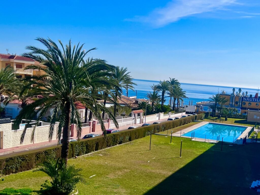 Appartement, Av. de las Olas 27