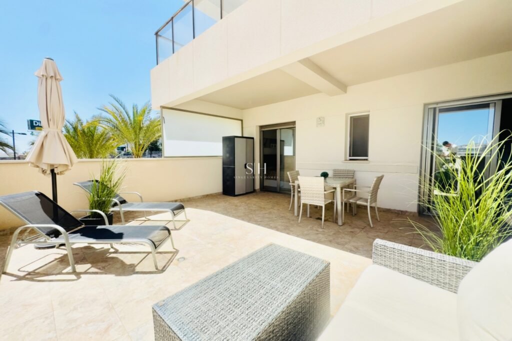 Apartament – Orihuela Costa – 220 000 EUR