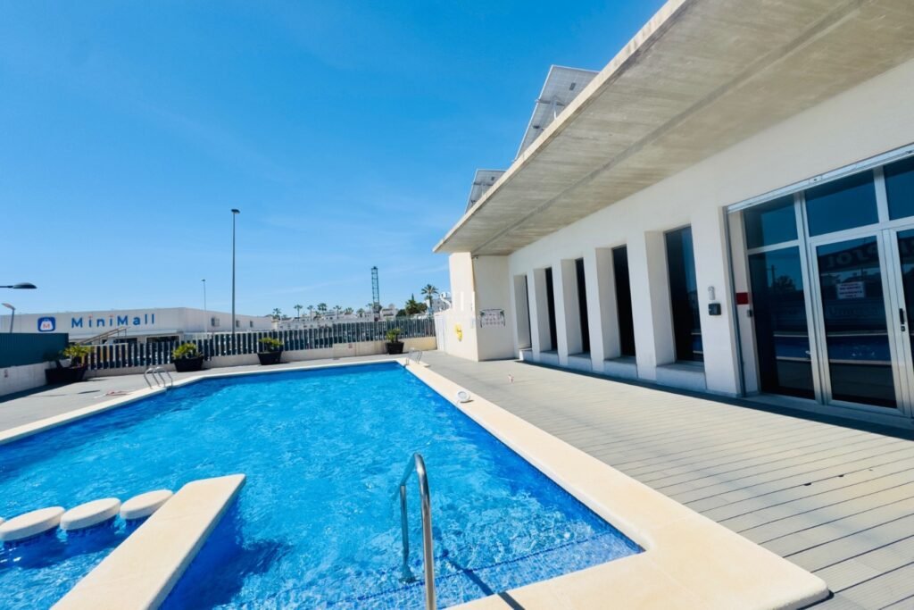 Apartament – Orihuela Costa – 220 000 EUR