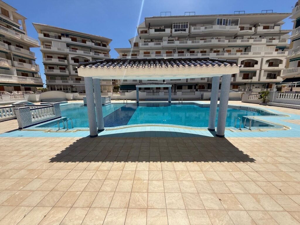 APARTAMENTO DE 1 DORMITORIO CON PISCINA EN VIÑAMAR VI, LA MATA,