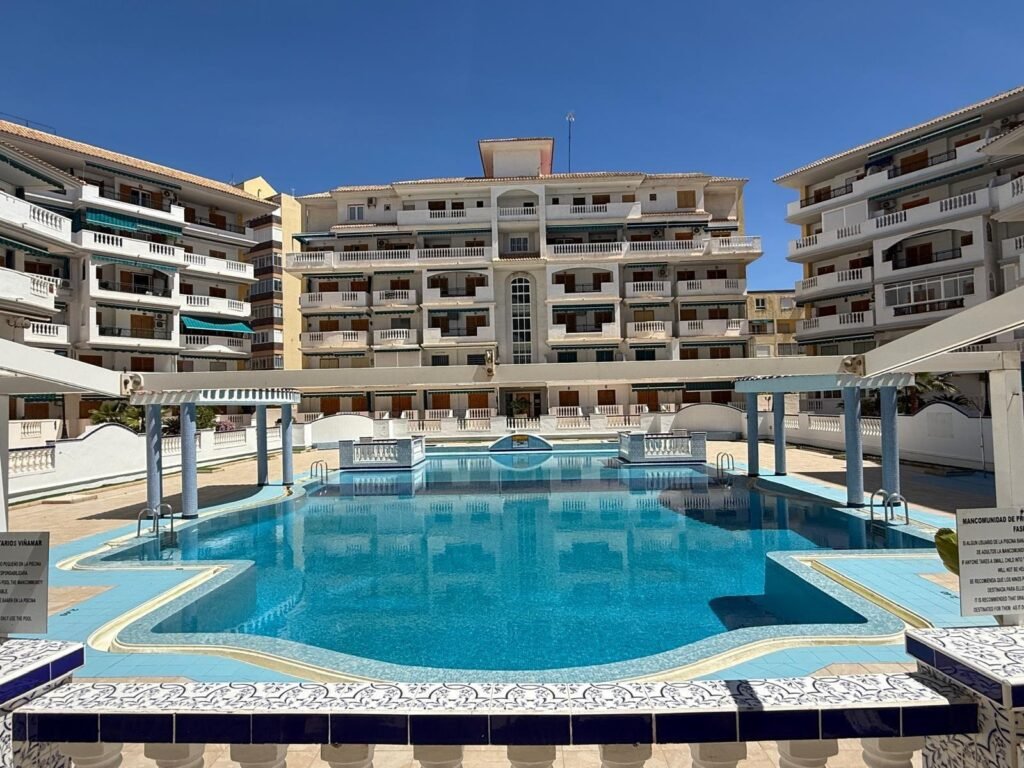 APARTAMENTO DE 1 DORMITORIO CON PISCINA EN VIÑAMAR VI, LA MATA,
