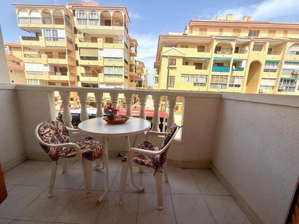 APARTAMENTO DE 1 DORMITORIO CON PISCINA EN VIÑAMAR VI, LA MATA,
