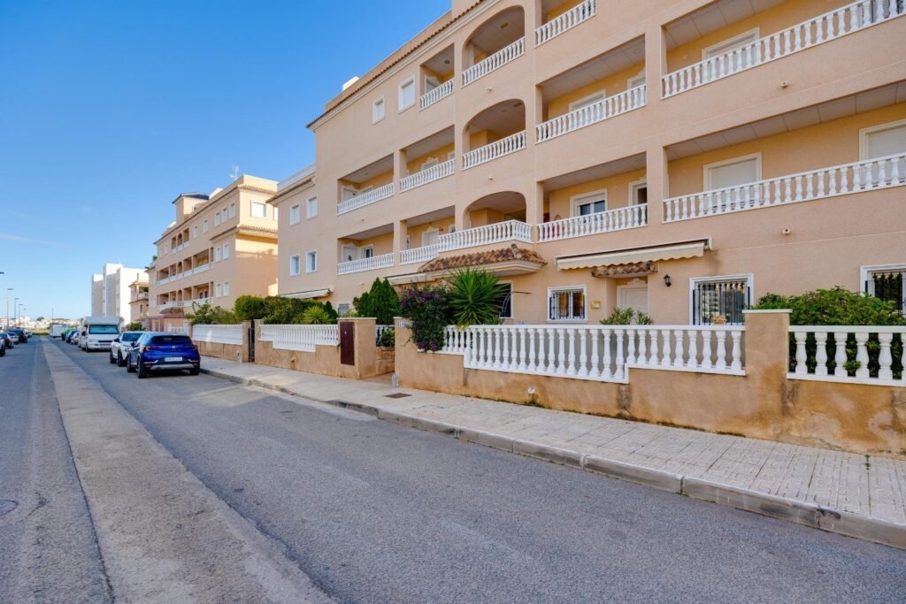 Myytävä asunto Orihuela Costa