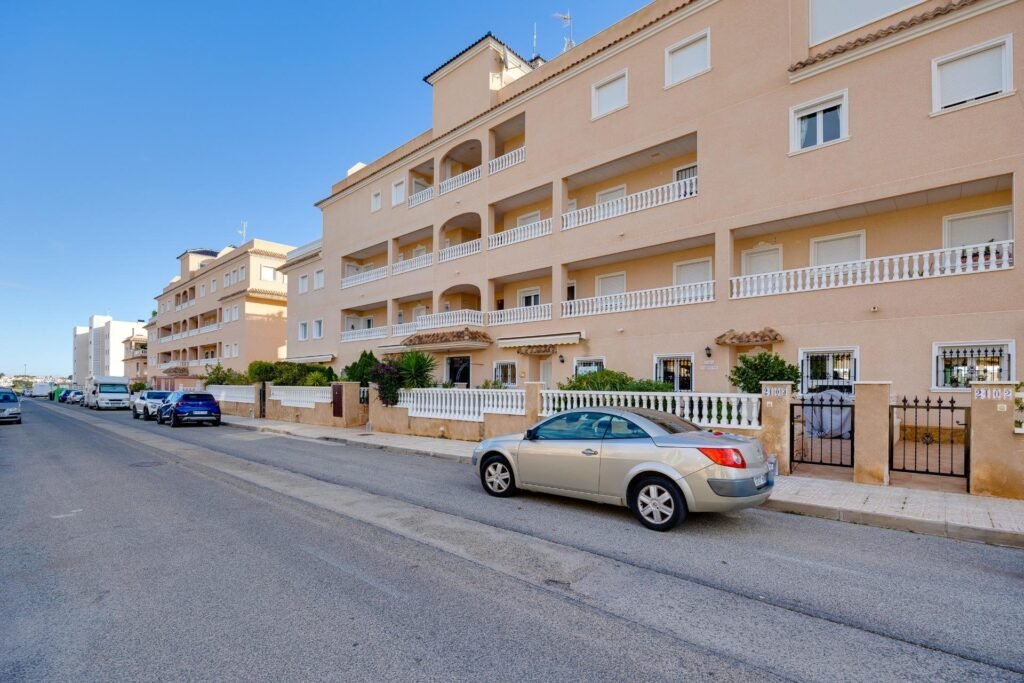 Myytävä asunto Orihuela Costa