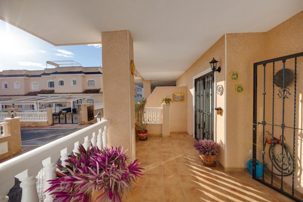Myytävä asunto Orihuela Costa