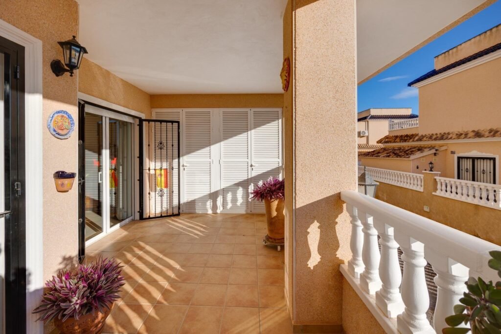 Myytävä asunto Orihuela Costa