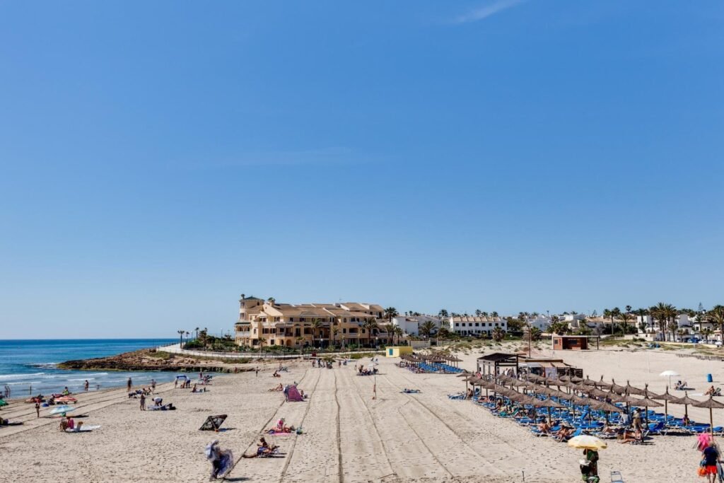 Myytävä asunto Orihuela Costa