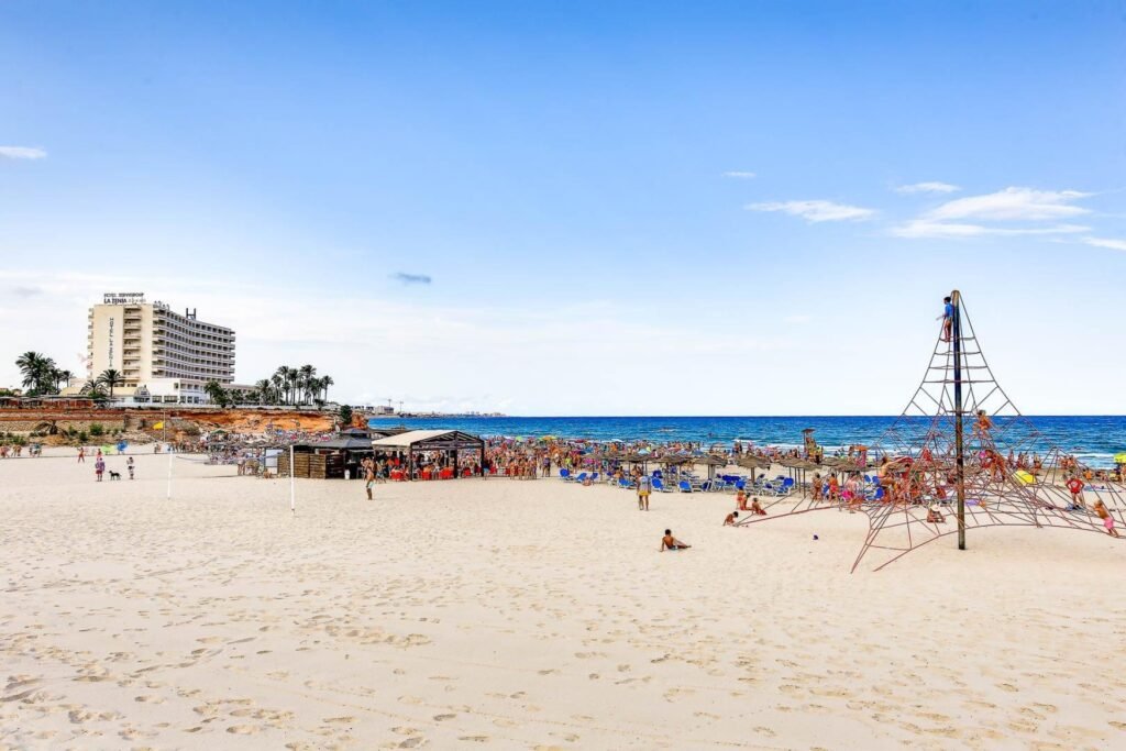 Myytävä asunto Orihuela Costa