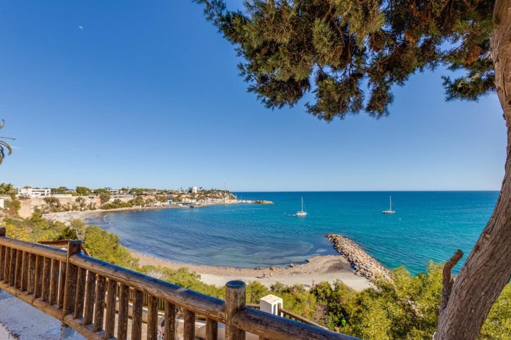 Myytävä asunto Orihuela Costa