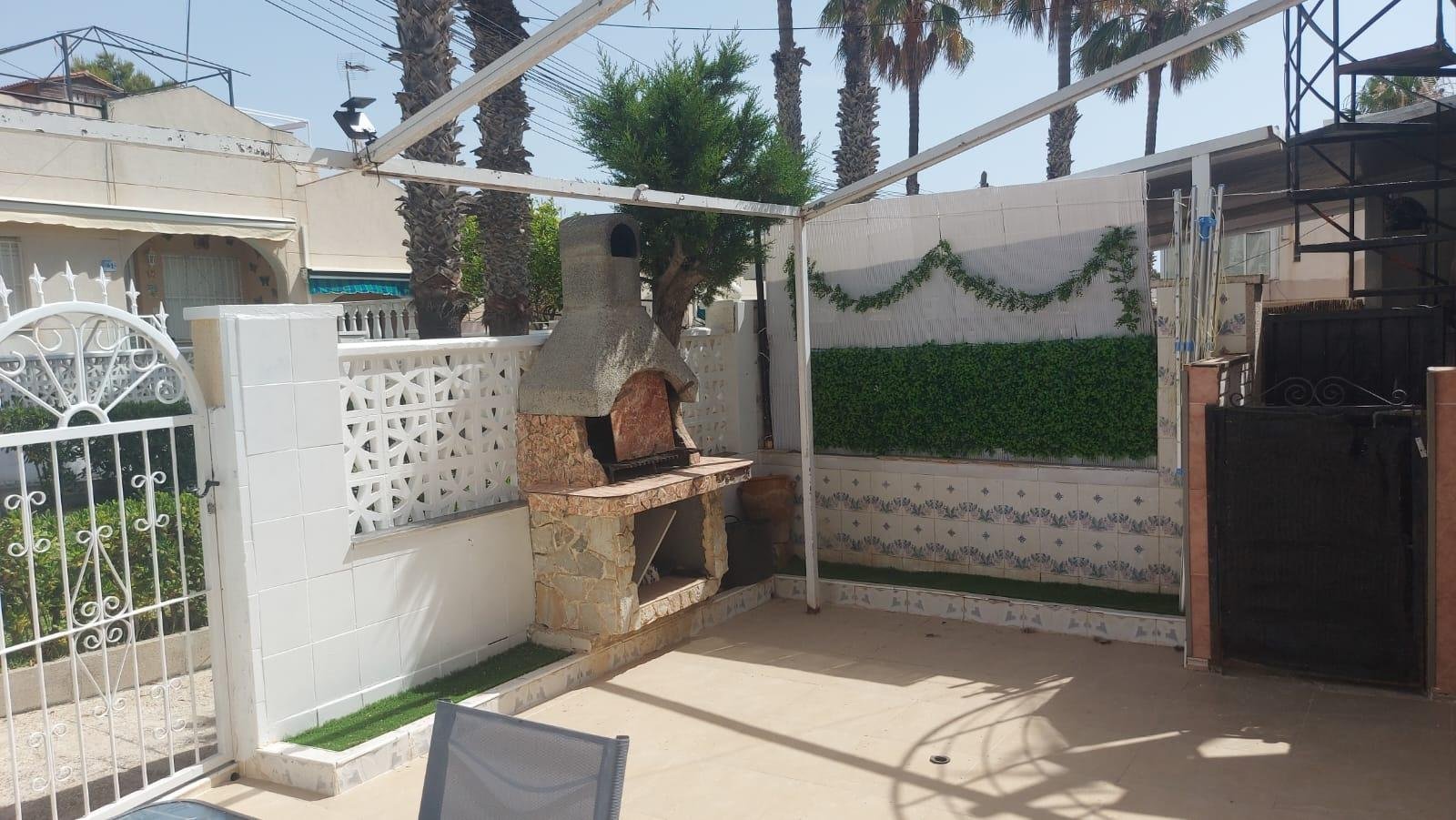 FANTÁSTICO DÚPLEX CON SOLÁRIUM, TERRAZAS Y BARBACOA EN UNA EXCELENTE ZONA