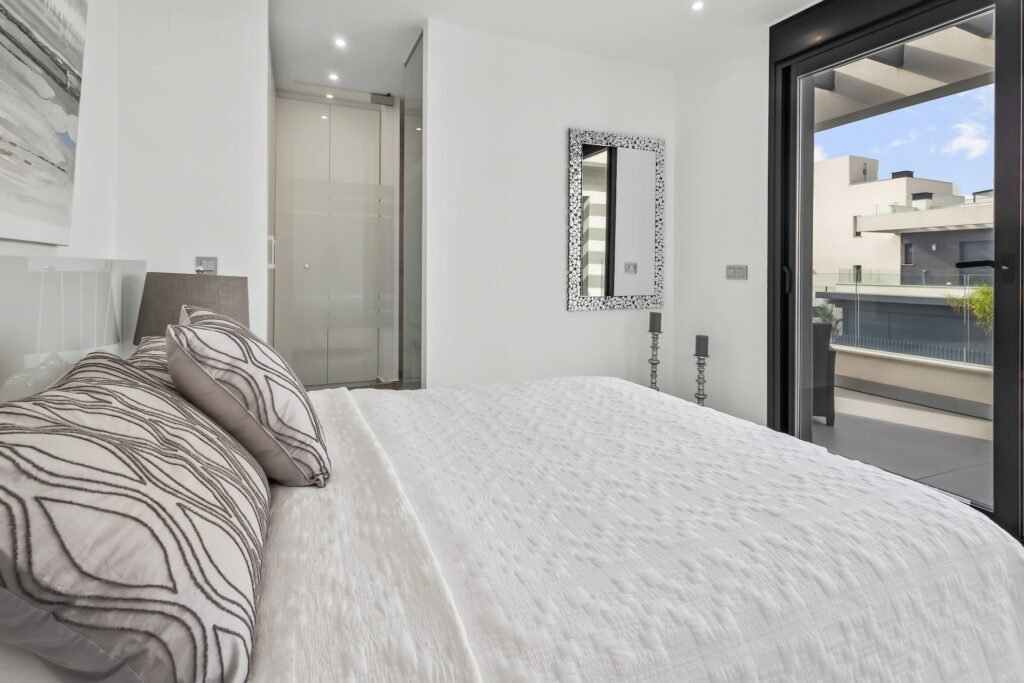 Fabulous 4 Beds Modern Detached Villa in Algorfa