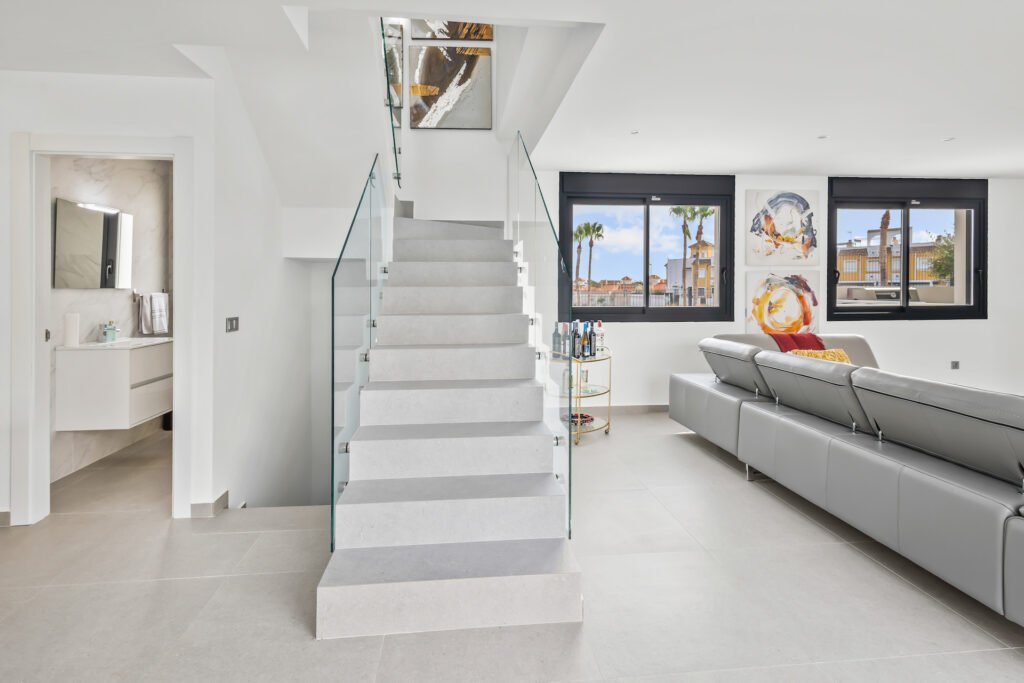 Fabulous 4 Beds Modern Detached Villa in Algorfa