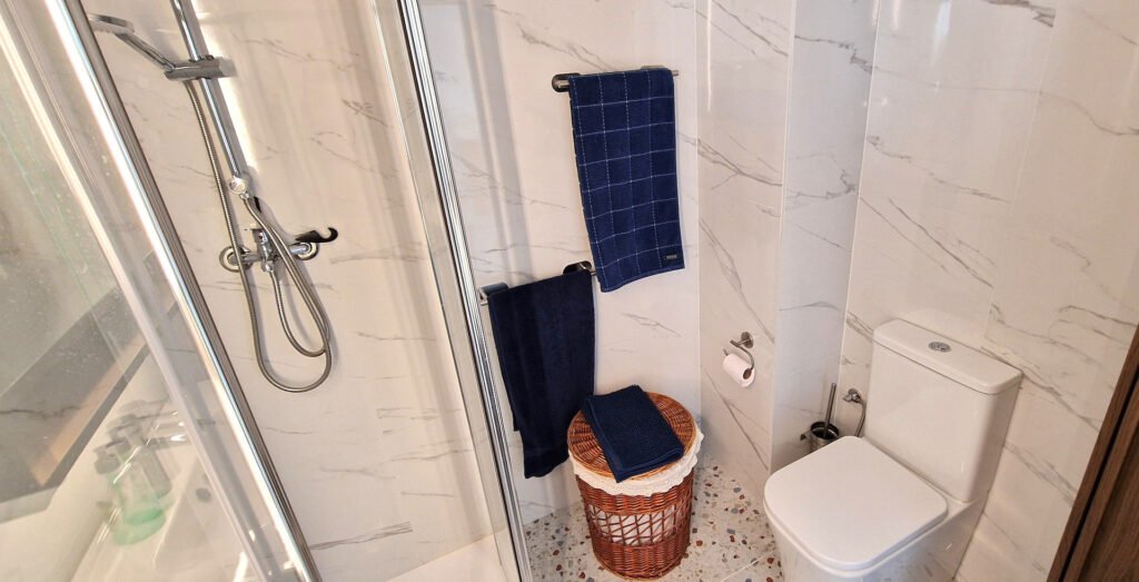 Шикарная квартира на первой линии пляжа Лос Локос