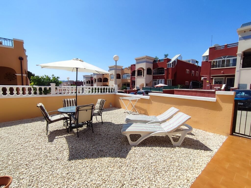 Szeregowiec – Torrevieja – 215 000 EUR