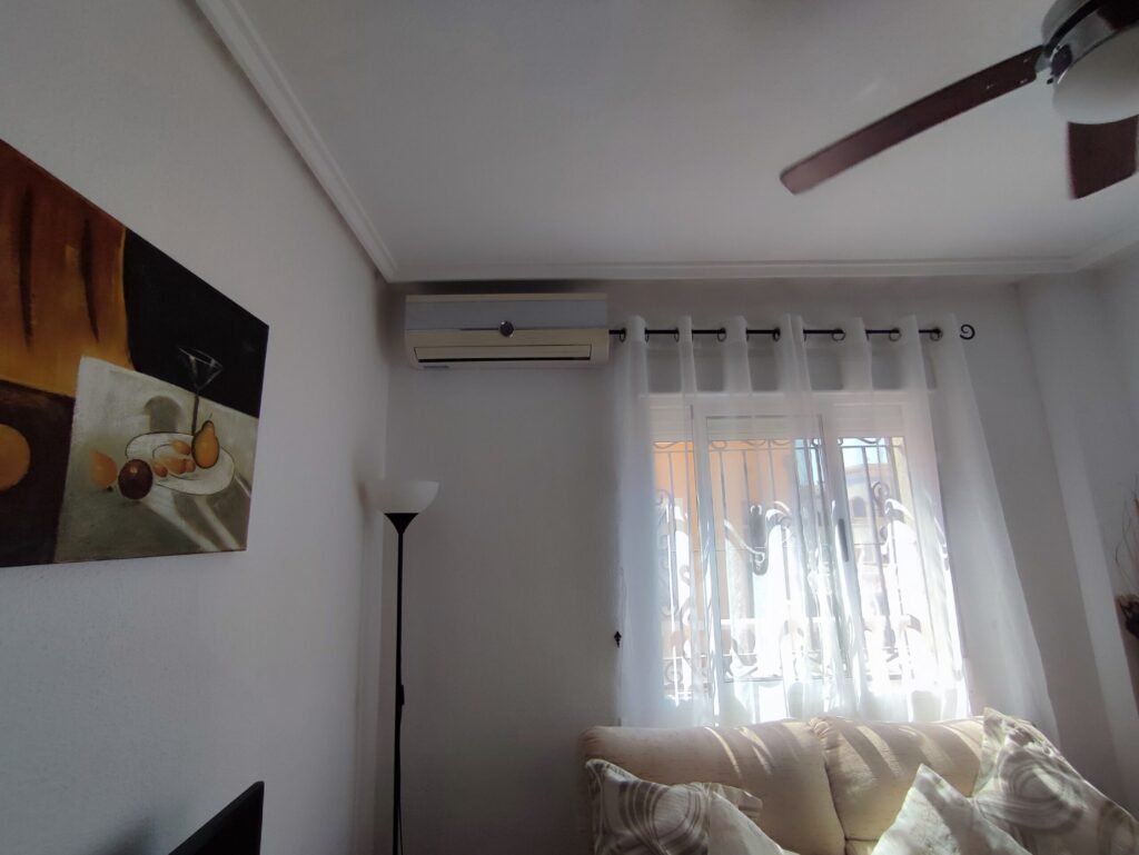 Szeregowiec – Torrevieja – 215 000 EUR