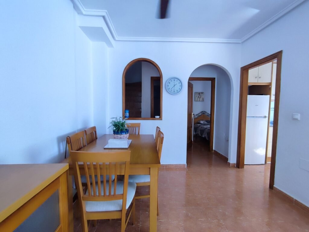 Szeregowiec – Torrevieja – 215 000 EUR
