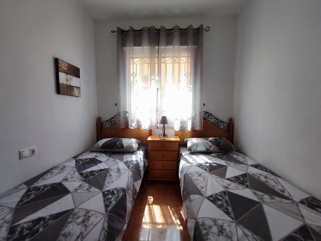 Szeregowiec – Torrevieja – 215 000 EUR