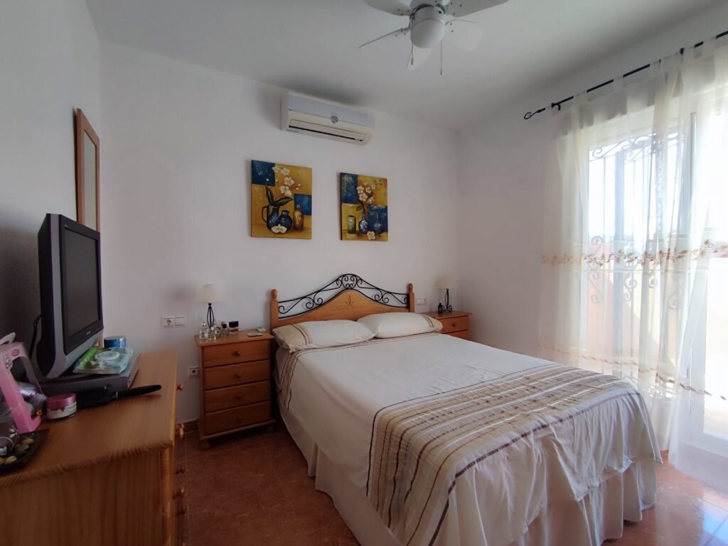 Szeregowiec – Torrevieja – 215 000 EUR