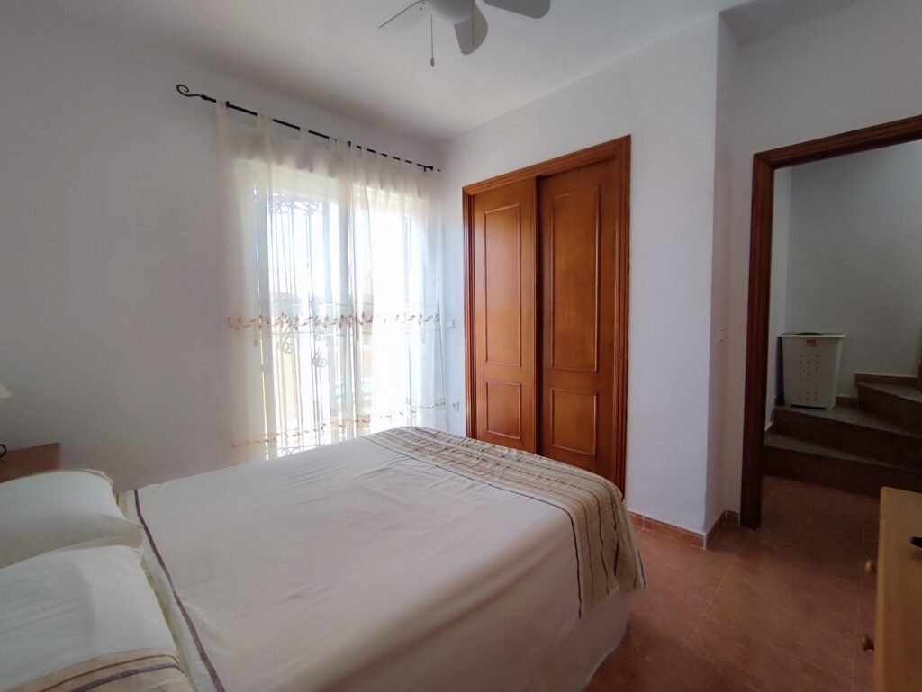 Szeregowiec – Torrevieja – 215 000 EUR