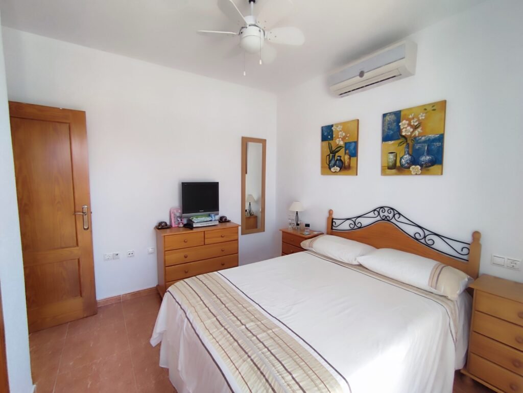Szeregowiec – Torrevieja – 215 000 EUR