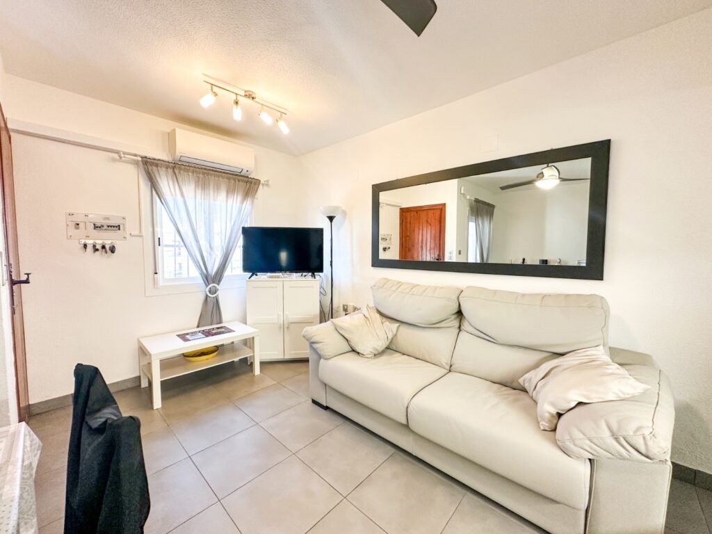 Apartment / flat - Villamartín - 115000 EUR