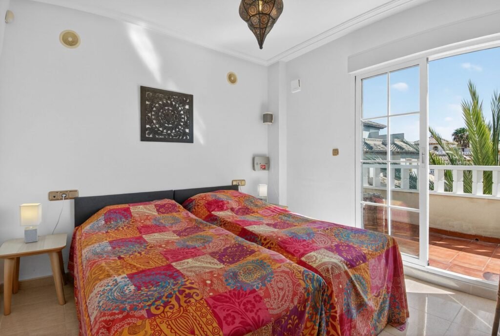 Casa pareada en Playa Golf III, Lomas de Cabo Roig