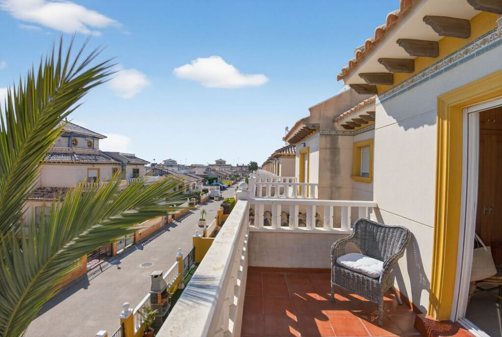 Casa pareada en Playa Golf III, Lomas de Cabo Roig