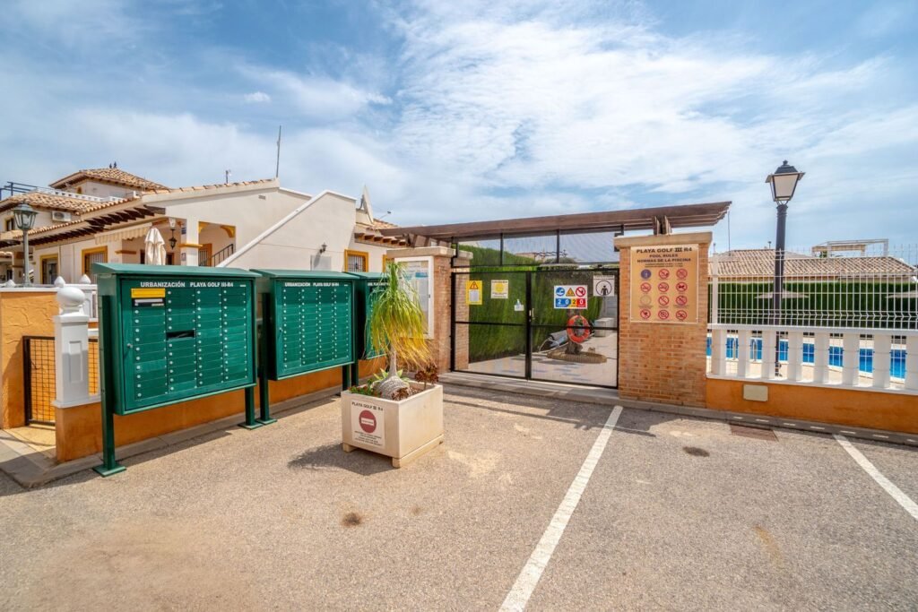 Casa pareada en Playa Golf III, Lomas de Cabo Roig