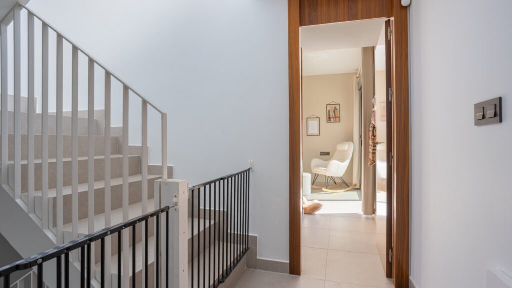 Contemporary 4-Bedroom Villa with Private Pool in Central Ciudad Quesada