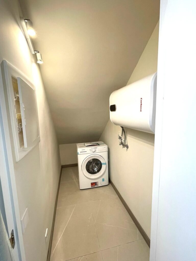 Moderno bungalow en primera línea de mar completamente reformado