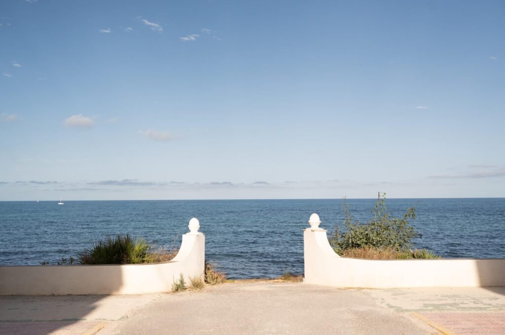 Moderno bungalow en primera línea de mar completamente reformado