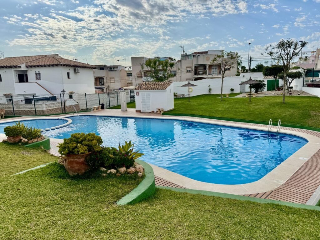 Bungalow – Torrevieja – 129 120 EUR