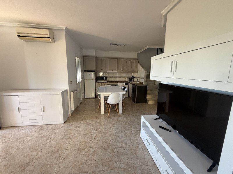 Semi‑detached home in Orihuela Costa – large terrace and panoramic views