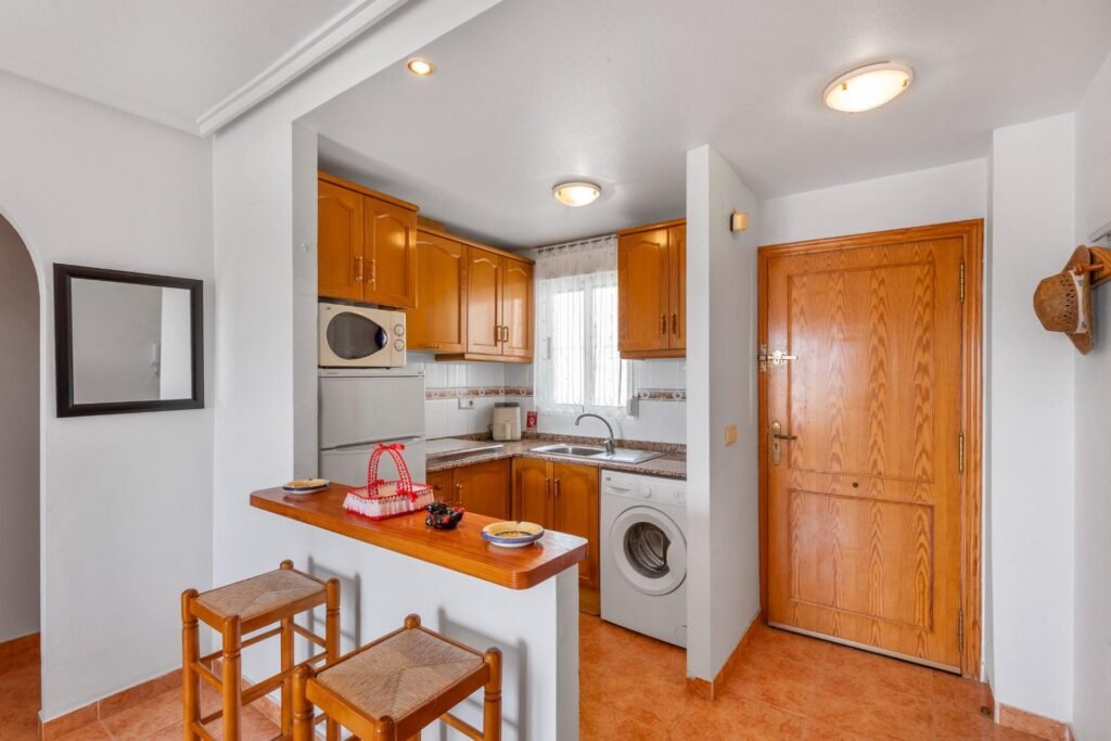 A bright home on the sixth floor in Torrevieja