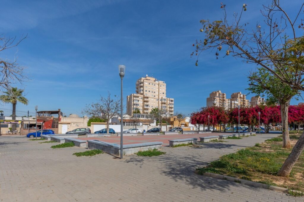 A bright home on the sixth floor in Torrevieja