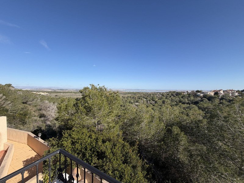 Semi‑detached home in Orihuela Costa – large terrace and panoramic views