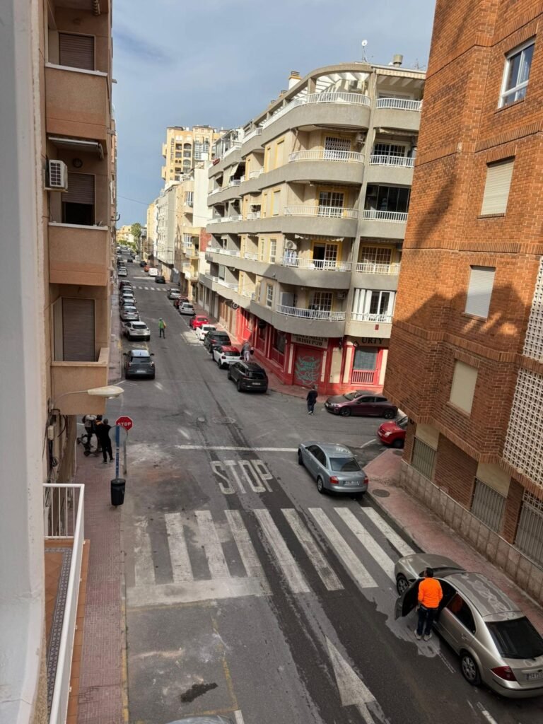 Remontoitu 3makuuhuoneen asunto Torreviejassa, Los Locos