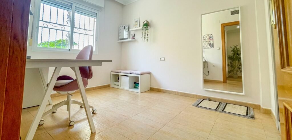 Szeregowiec – Orihuela Costa – 339 000 EUR