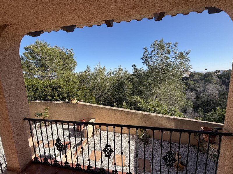 Semi‑detached home in Orihuela Costa – large terrace and panoramic views