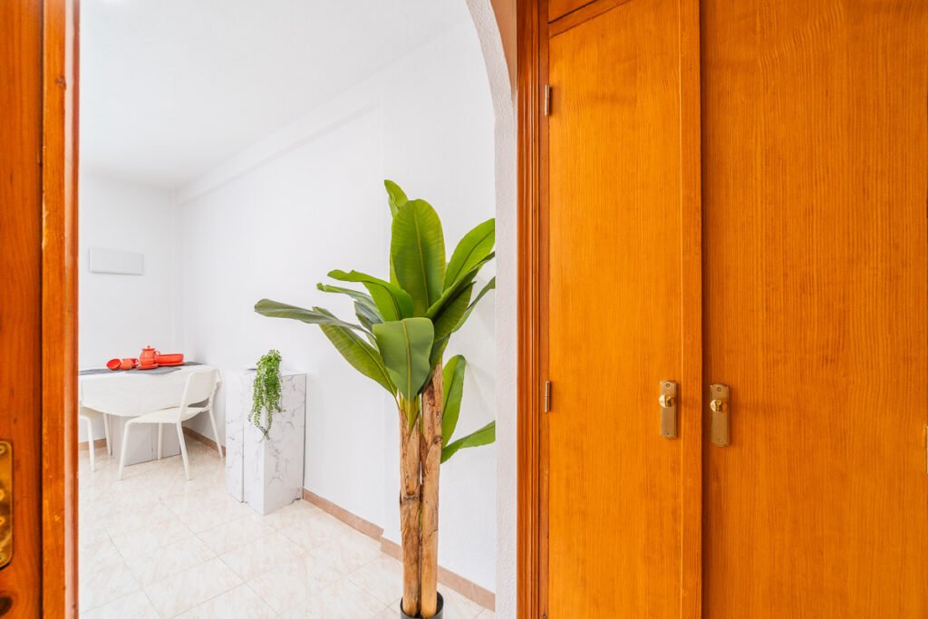 Townhouse duplex with private solarium in El Chaparral