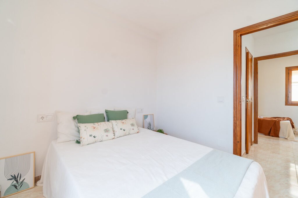 Townhouse duplex with private solarium in El Chaparral