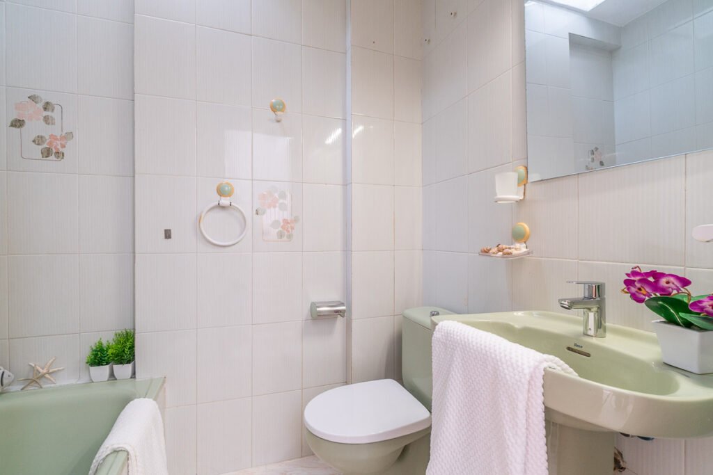 Townhouse duplex with private solarium in El Chaparral