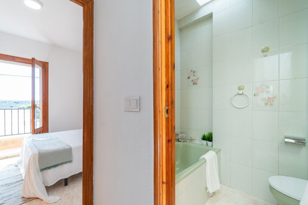 Townhouse duplex with private solarium in El Chaparral