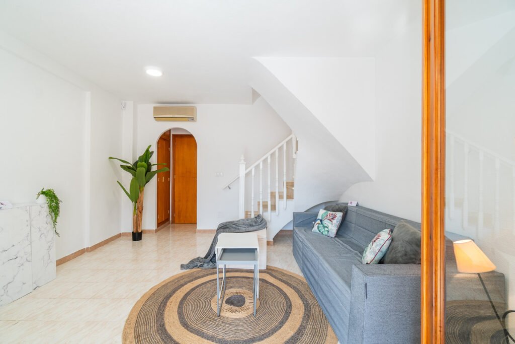 Townhouse duplex with private solarium in El Chaparral