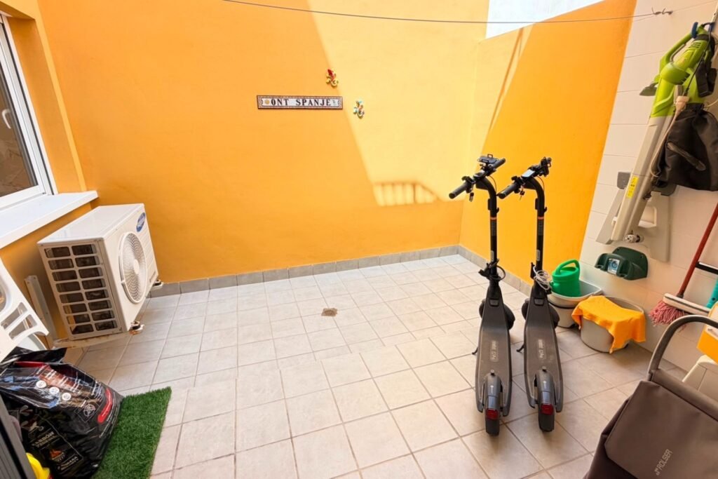 Vakker sørvendt leilighet på bakkeplan med privat hage og resort‑fasiliteter – Torrevieja